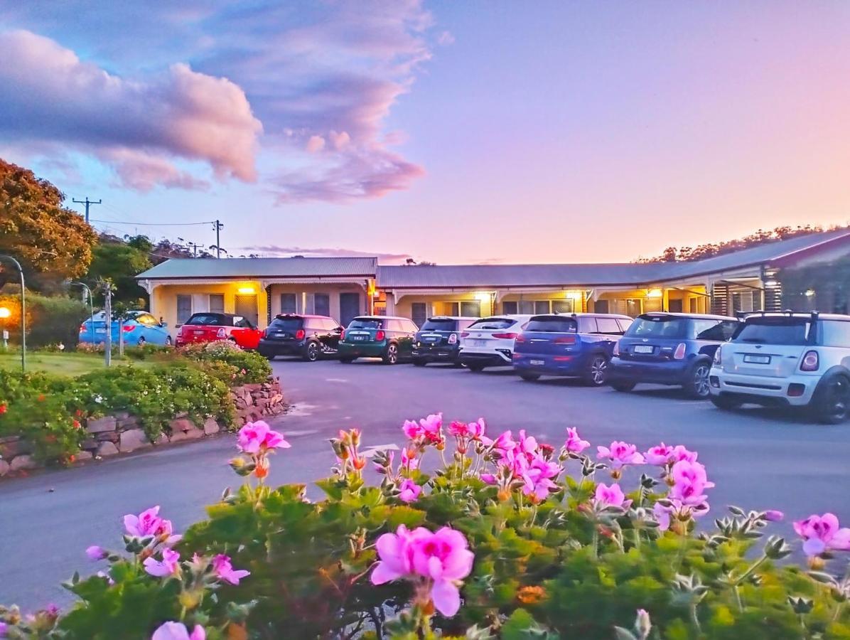 Wintersun Gardens Motel Бичено Екстериор снимка